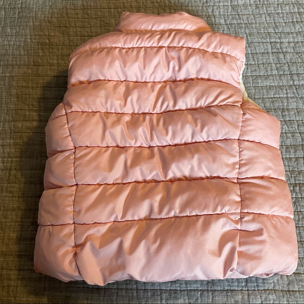 EUC Gap Kids Girls Vest - Picture 2 of 7
